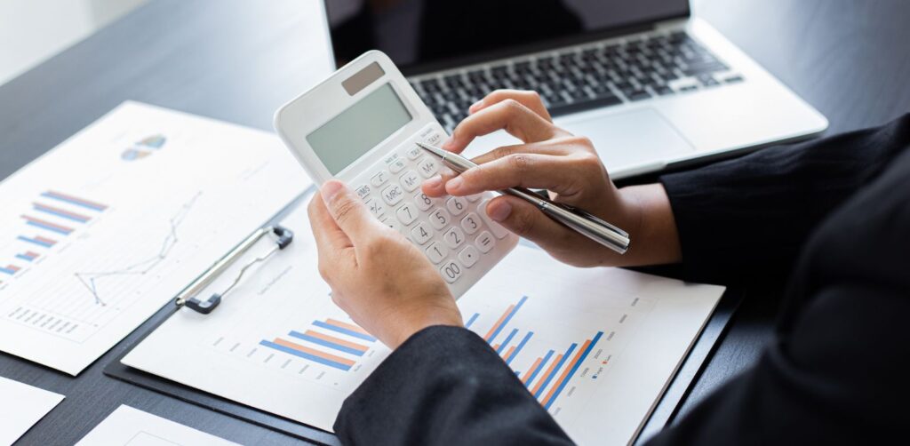how to find an accountant